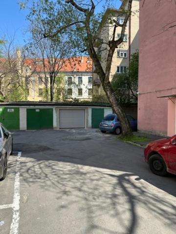 Sunny House One Apartment Bratislava Luaran gambar