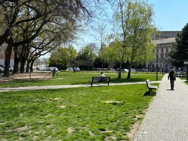 Sunny House One Apartment Bratislava Luaran gambar