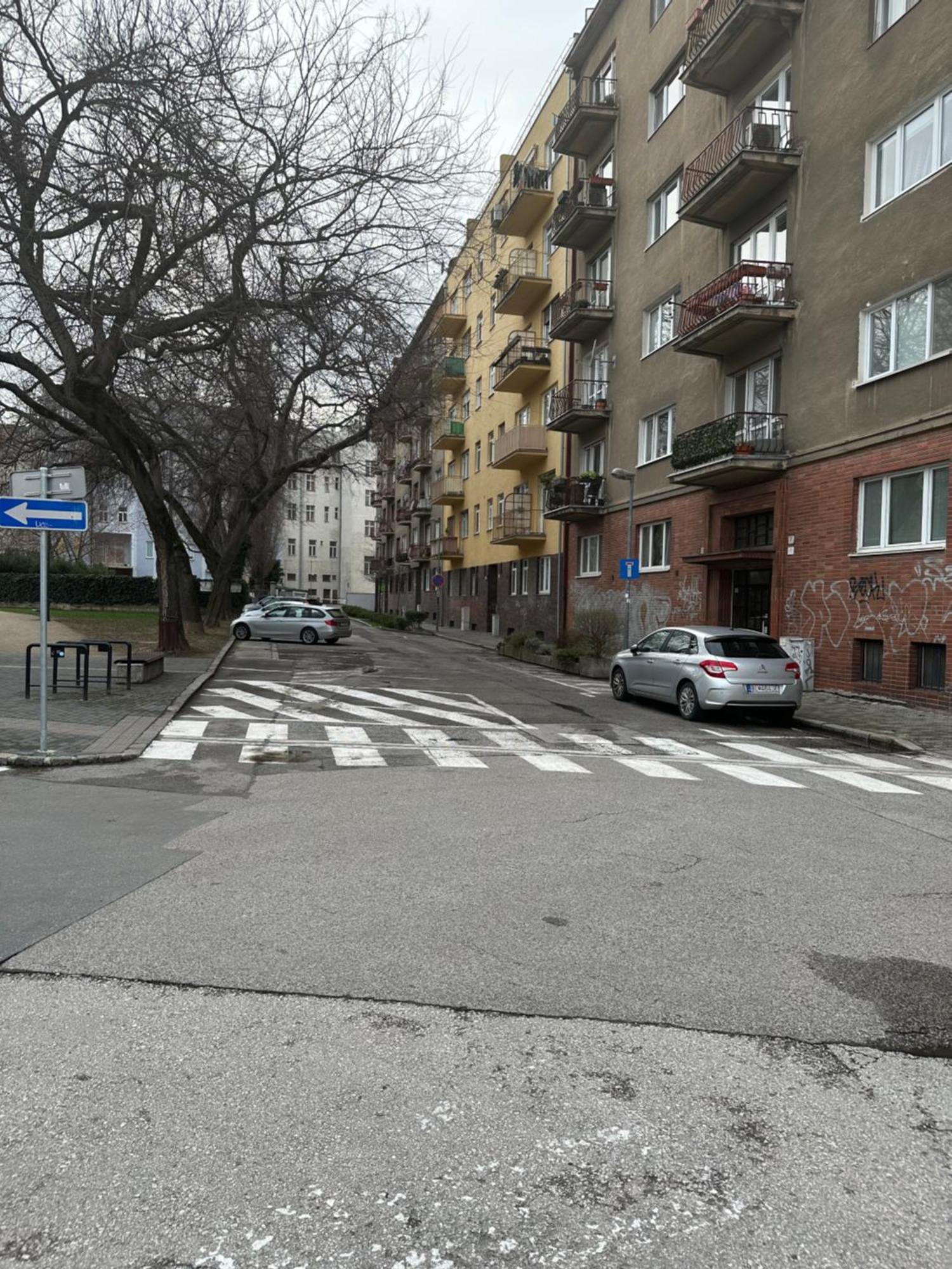 Sunny House One Apartment Bratislava Luaran gambar
